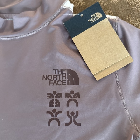 The North Face Trailwear Lost Coast Short‎ Sleeve Shirt Fawn Grey White Sz M - Picture 3 of 7